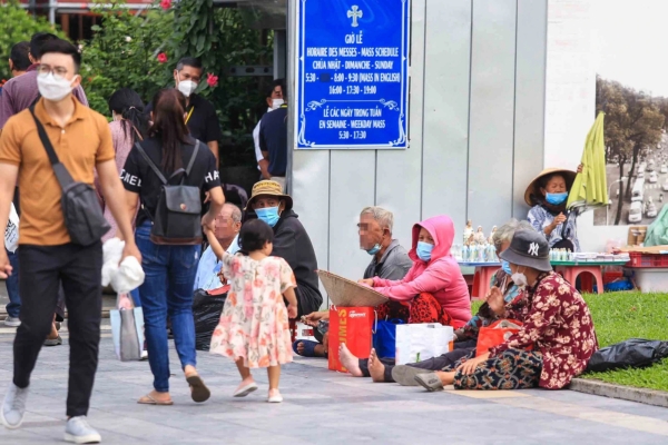 TP.HCM Tổng Kiểm Tra Hiện Tượng Lang Thang, Xin Ăn và Lừa Du Khách: Giữ Gìn Hình Ảnh Thành Phố Văn Minh