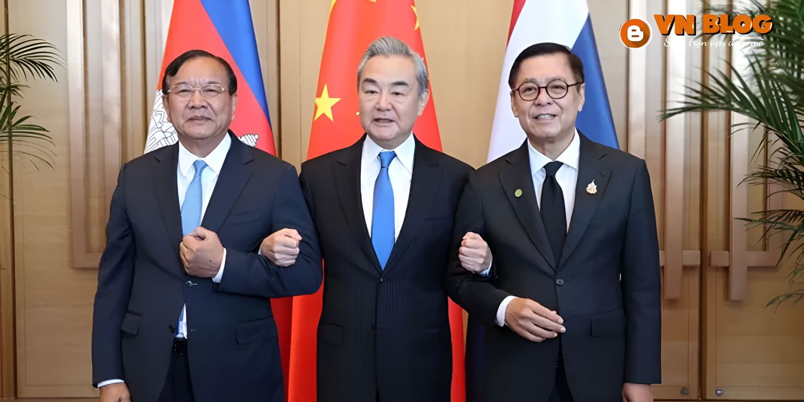 Tin tức nổi bật hôm nay: Campuchia – Thái Lan đạt thỏa thuận hạ nhiệt