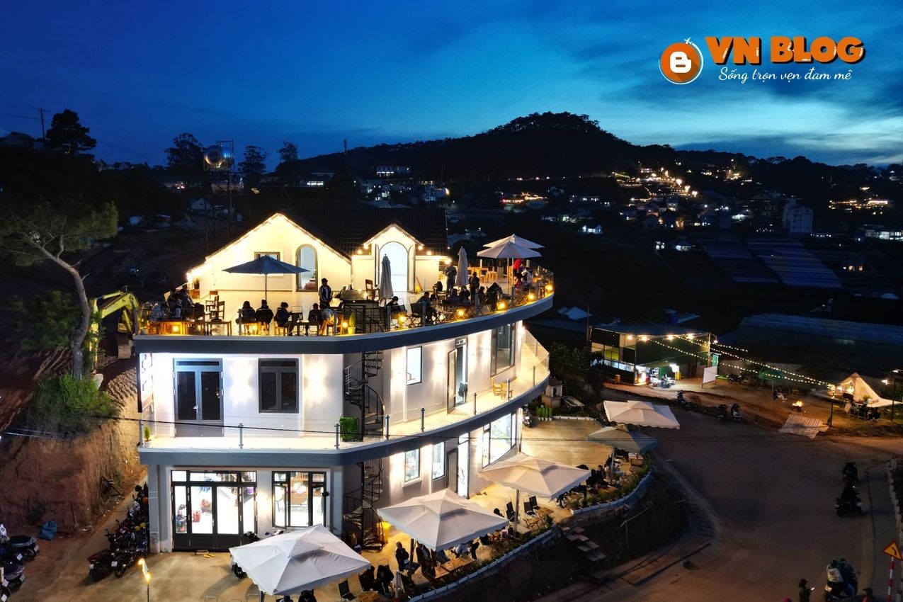 Cảnh quan tiệm cafe Đồi Hoàng Hôn 3