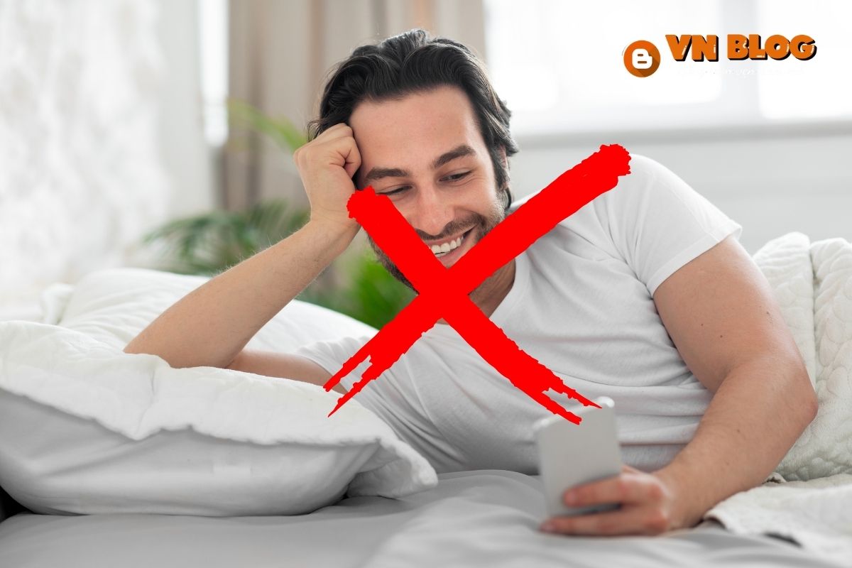 Hạn chế sử dụng điện thoại sau khi thức