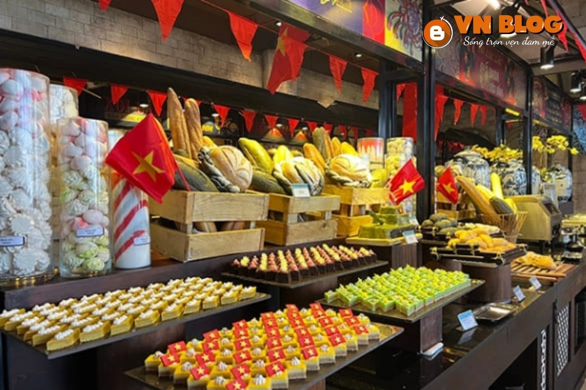 Buffet có trong gói vé cáp treo tại núi Bà Đen - Du lịch Tây Ninh